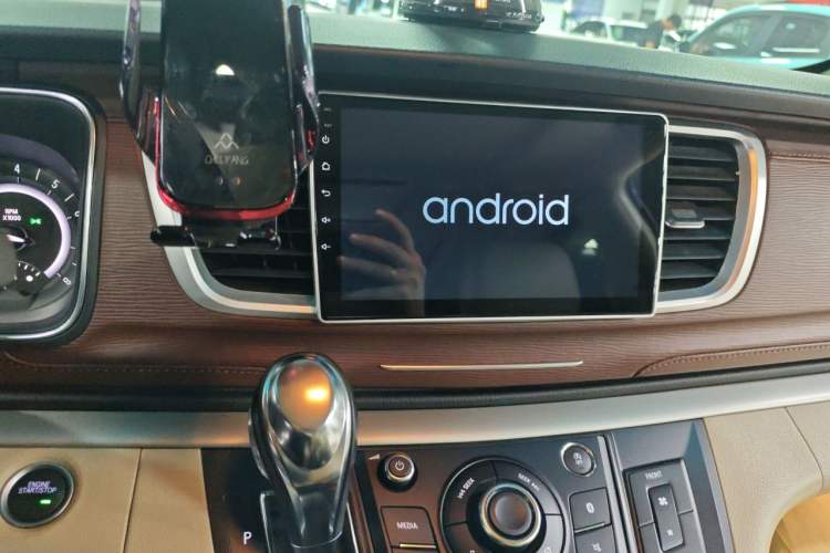Used Buick GL8 2018 28T Comfort Model China VI Standard Audio And AC Panel