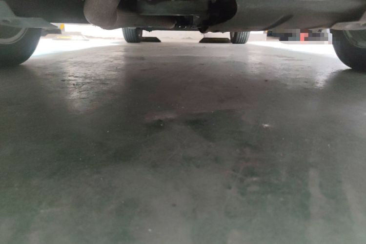 Used Buick GL8 2018 28T Luxury Model China VI Standard Chassis Front