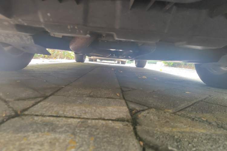 Used Buick GL8 2018 28T Luxury Model China VI Standard Chassis Front