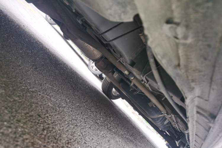 Used Buick GL8 2018 28T Comfort Model China VI Standard Chassis Front Left