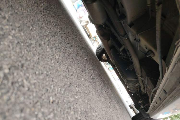 Used Buick GL8 2018 28T Comfort Model China VI Standard Chassis Front Left