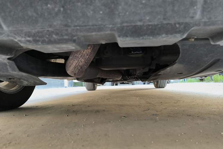 Used Buick GL8 2018 28T Prestige Version China VI Standard Chassis Front