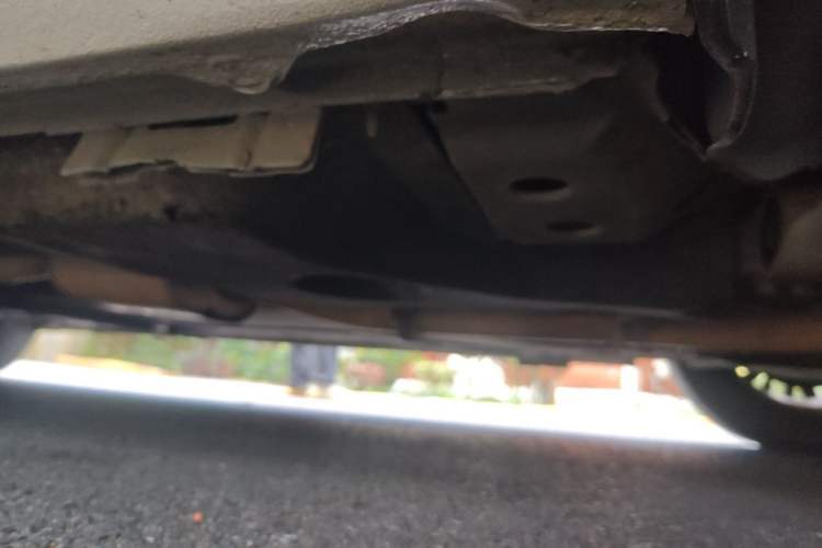 Used Buick GL8 2018 ES 28T Luxury Model China VI Standard Chassis Front Right