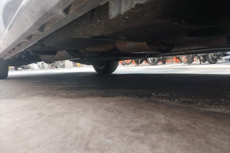 Used Buick GL8 2018 ES 28T Comfort Model China VI Standard Chassis Front Right