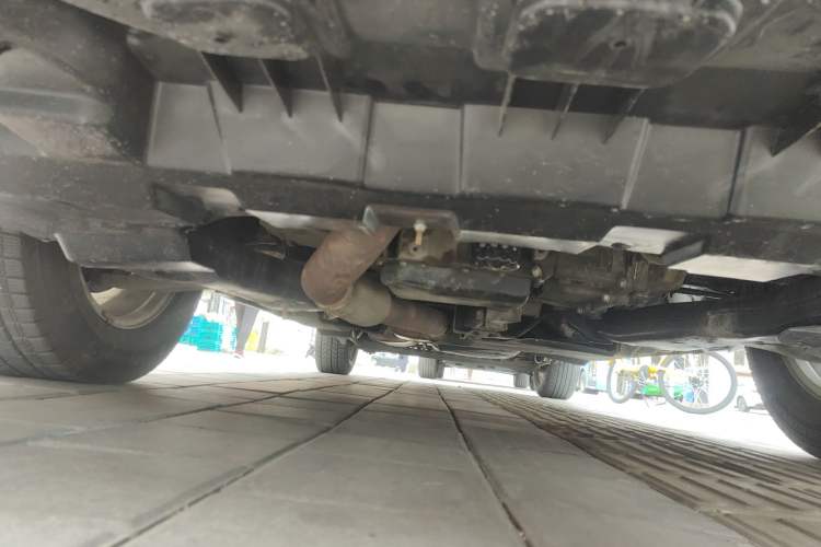 Used Buick GL8 2018 28T Luxury Model China VI Standard Chassis Front