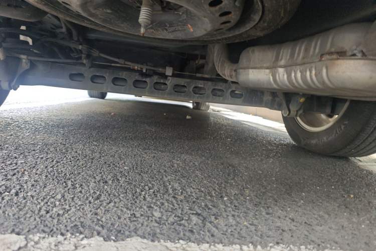Used Buick GL8 2018 28T Comfort Model China VI Standard Chassis Rear
