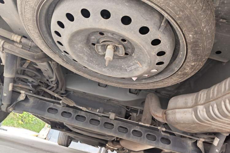 Used Buick GL8 2018 28T Luxury Model China VI Standard Chassis Rear