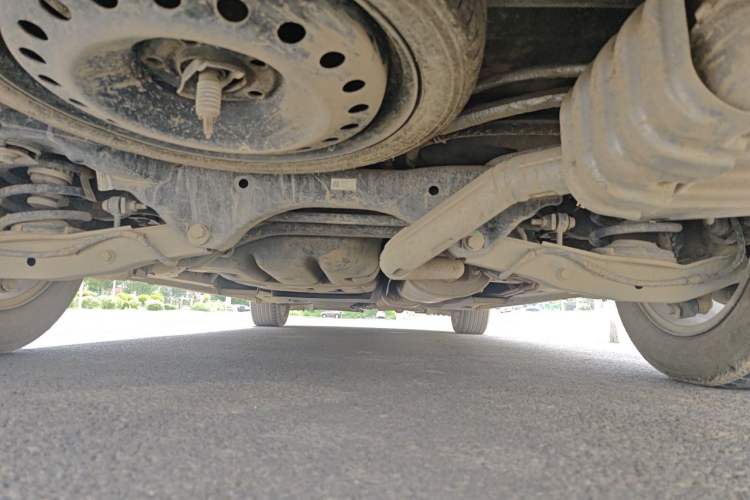 Used Buick GL8 2018 ES 28T Comfort Model China VI Standard Chassis Rear