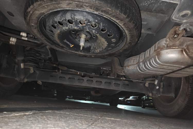 Used Buick GL8 2018 28T Luxury Model China VI Standard Chassis Rear