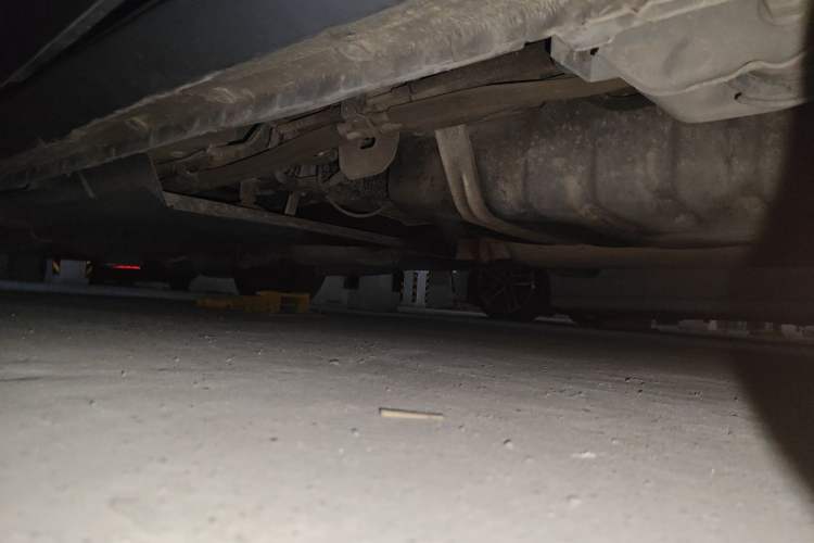 Used Buick GL8 2018 28T Comfort Model China VI Standard Chassis Rear Left