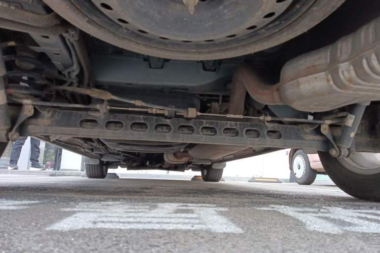 Used Buick GL8 2018 28T Comfort Model China VI Standard Chassis Rear