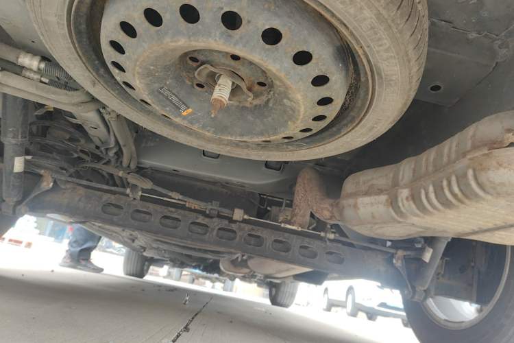 Used Buick GL8 2018 28T Luxury Model China VI Standard Chassis Rear