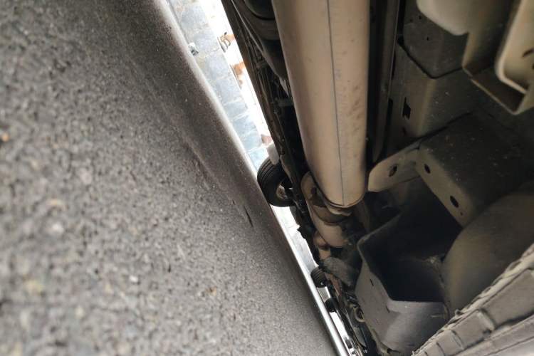 Used Buick GL8 2018 28T Comfort Model China VI Standard Chassis Rear Right