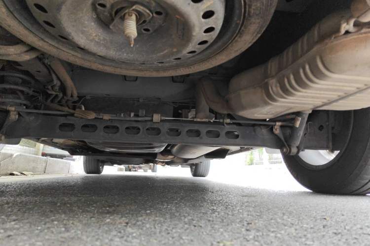 Used Buick GL8 2018 28T Luxury Model China VI Standard Chassis Rear