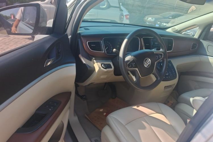 Used Buick GL8 2018 28T Comfort Model China VI Standard Driver Seat