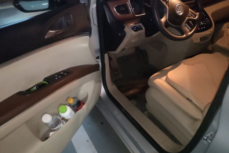 Used Buick GL8 2018 28T Comfort Model China VI Standard Driver Seat