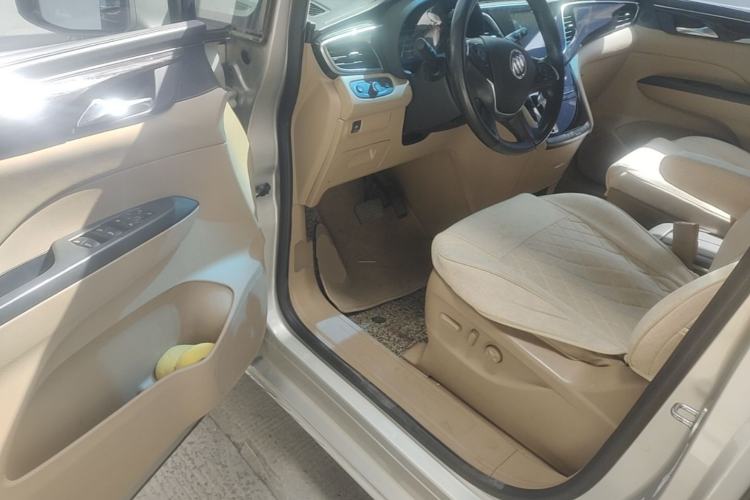 Used Buick GL8 2018 ES 28T Luxury Model China VI Standard Driver Seat