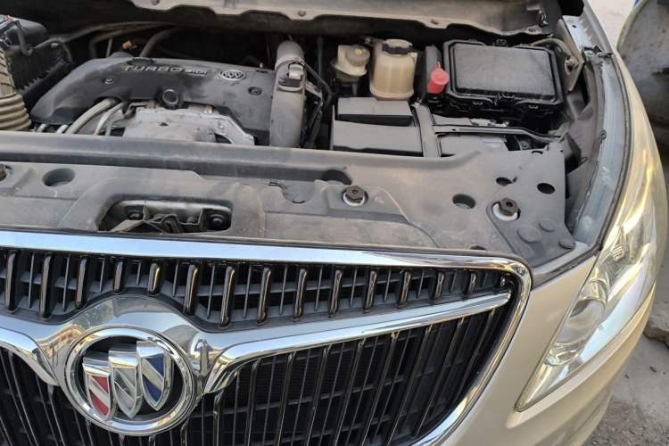 Used Buick GL8 2018 28T Prestige Version China VI Standard Engine Bay Left