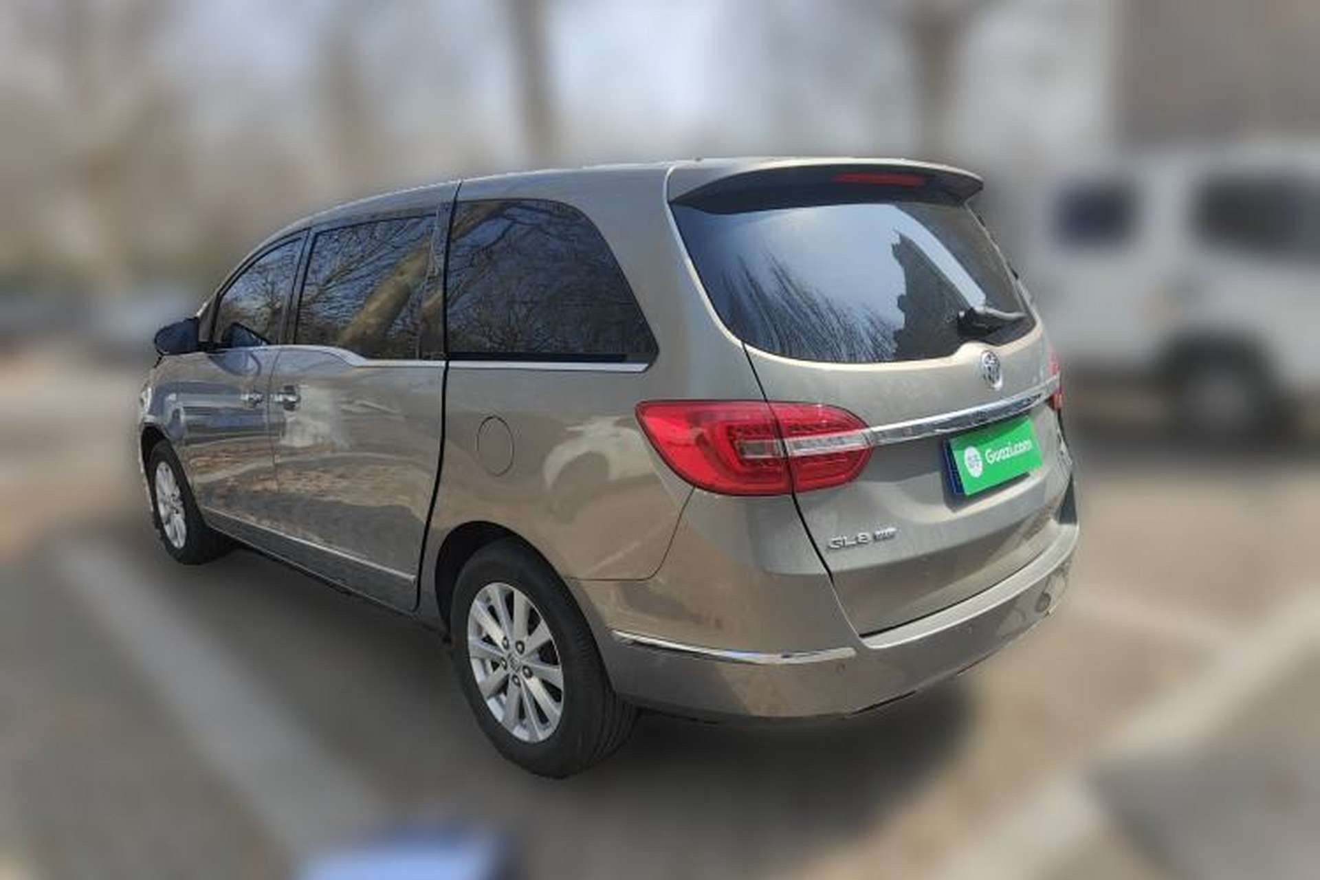 Used Buick GL8 2018 28T Luxury Model China VI Standard Exterior 3