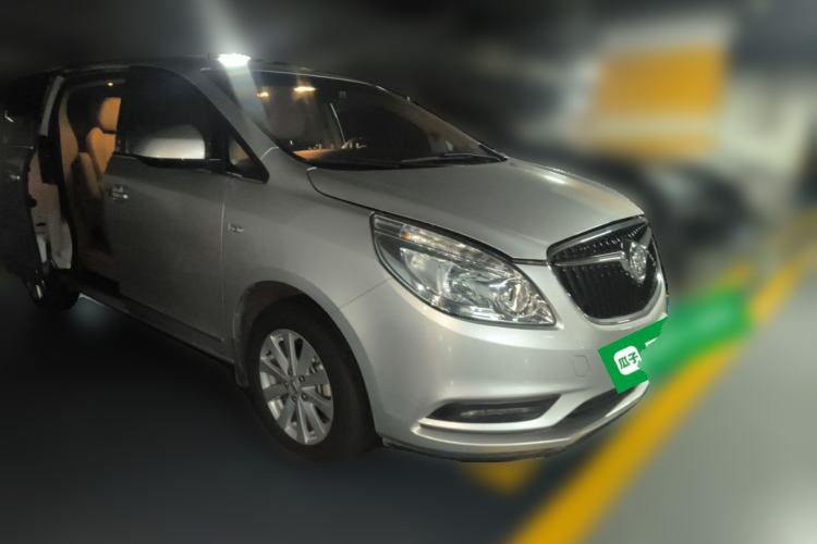 Used Buick GL8 2018 28T Luxury Model China VI Standard Front Right 45 Deg