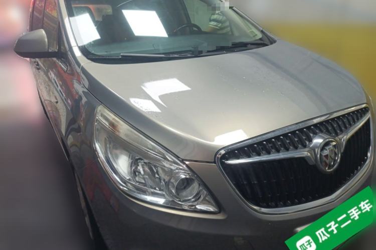 Used Buick GL8 2018 28T Luxury Model China VI Standard Front Right 45 Deg