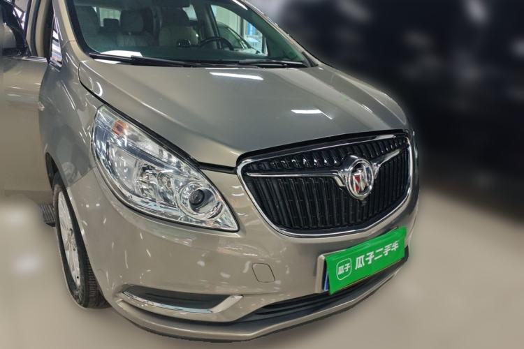 Used Buick GL8 2018 28T Comfort Model China VI Standard Front Right 45 Deg