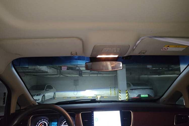 Used Buick GL8 2018 28T Comfort Model China VI Standard Headliner