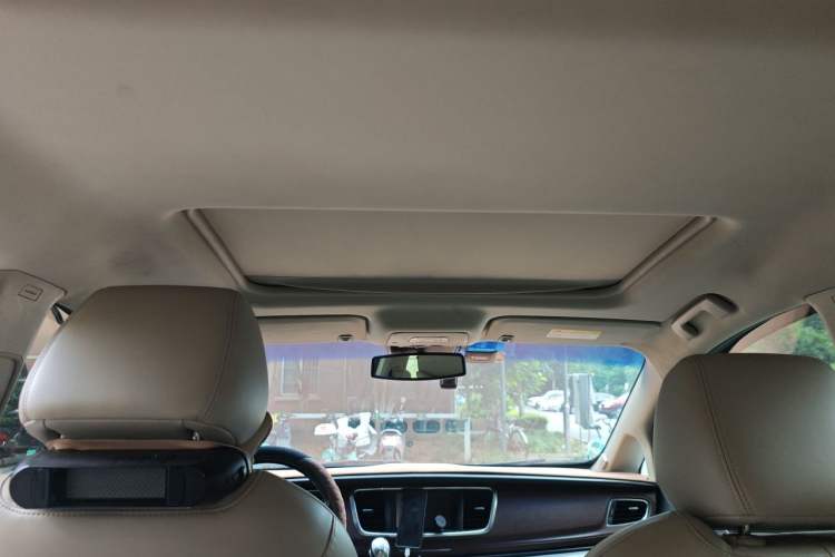 Used Buick GL8 2018 28T Prestige Version China VI Standard Headliner