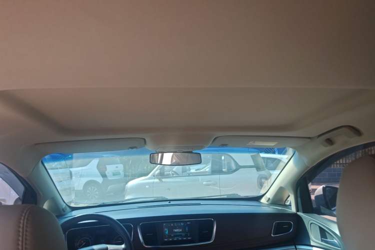 Used Buick GL8 2018 28T Comfort Model China VI Standard Headliner