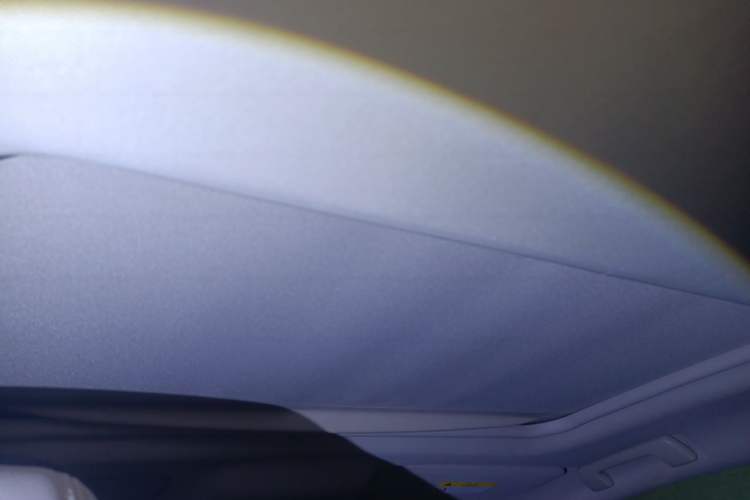Used Buick GL8 2018 28T Luxury Model China VI Standard Headliner