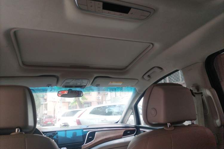 Used Buick GL8 2018 ES 28T Comfort Model China VI Standard Headliner