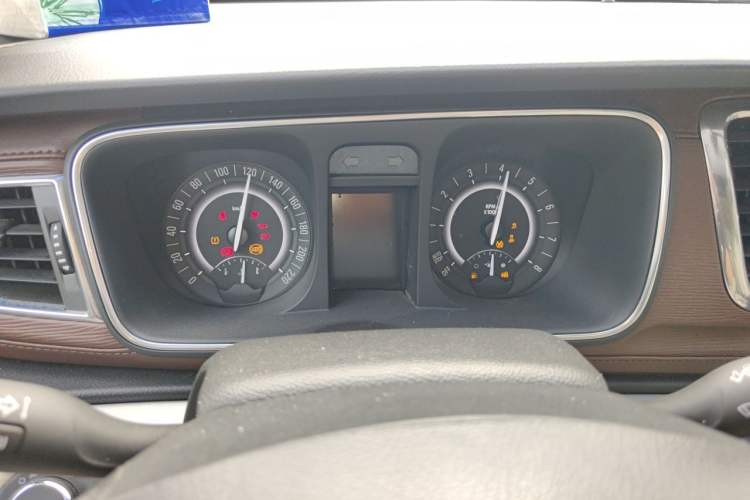 Used Buick GL8 2018 28T Prestige Version China VI Standard Instrument Cluster