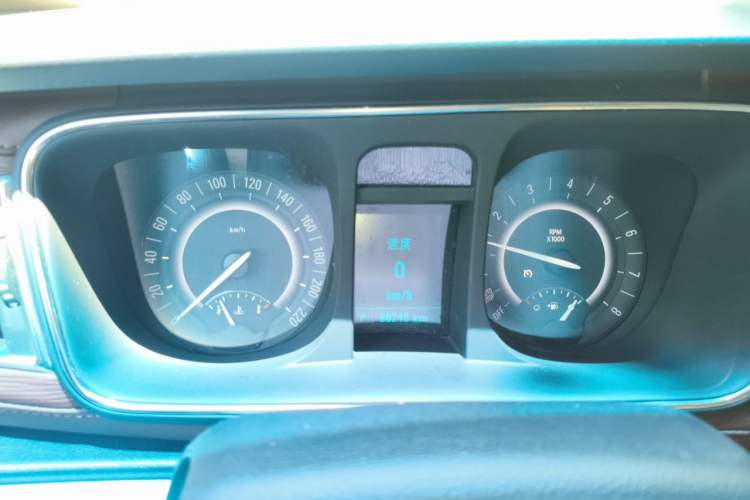 Used Buick GL8 2018 28T Luxury Model China VI Standard Instrument Cluster