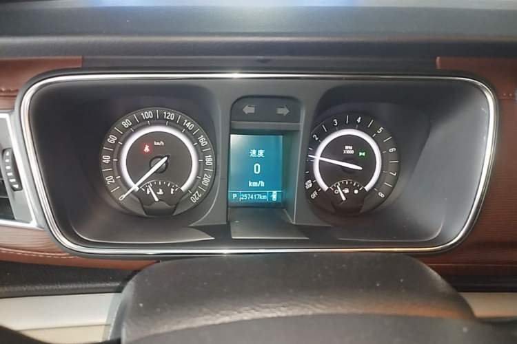 Used Buick GL8 2018 28T Luxury Model China VI Standard Instrument Cluster