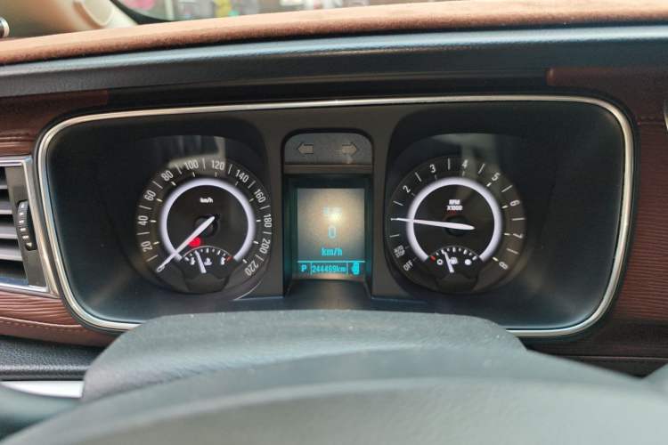 Used Buick GL8 2018 28T Prestige Version China VI Standard Instrument Cluster
