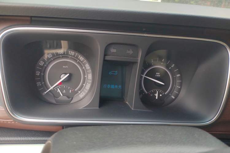 Used Buick GL8 2018 28T Luxury Model China VI Standard Instrument Cluster