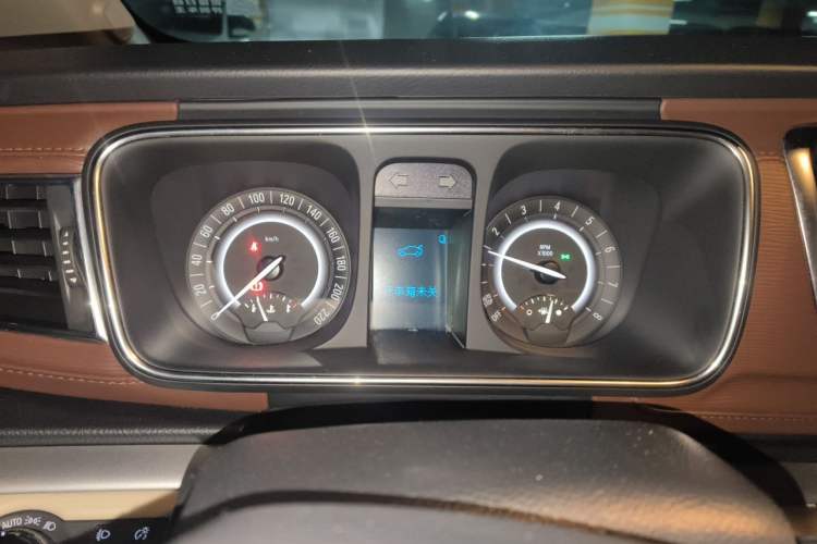 Used Buick GL8 2018 28T Luxury Model China VI Standard Instrument Cluster