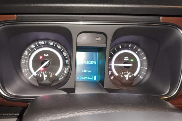 Used Buick GL8 2018 28T Luxury Model China VI Standard Instrument Cluster