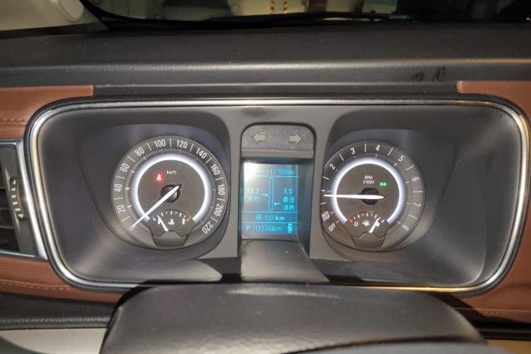 Used Buick GL8 2018 28T Luxury Model China VI Standard Instrument Cluster