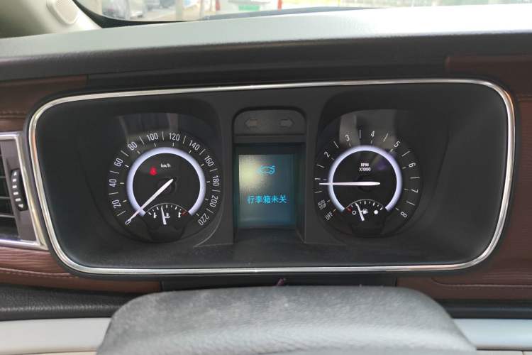 Used Buick GL8 2018 28T Luxury Model China VI Standard Instrument Cluster