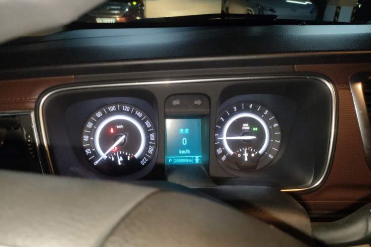 Used Buick GL8 2018 28T Comfort Model China VI Standard Instrument Cluster