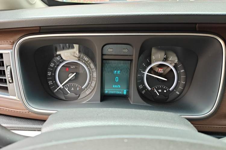Used Buick GL8 2018 28T Luxury Model China VI Standard Instrument Cluster