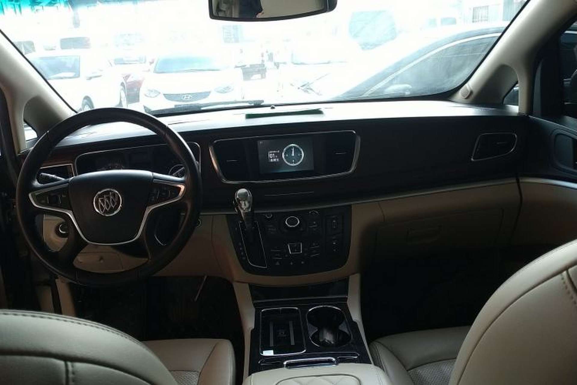 Used Buick GL8 2018 28T Prestige Version China VI Standard Interior 2