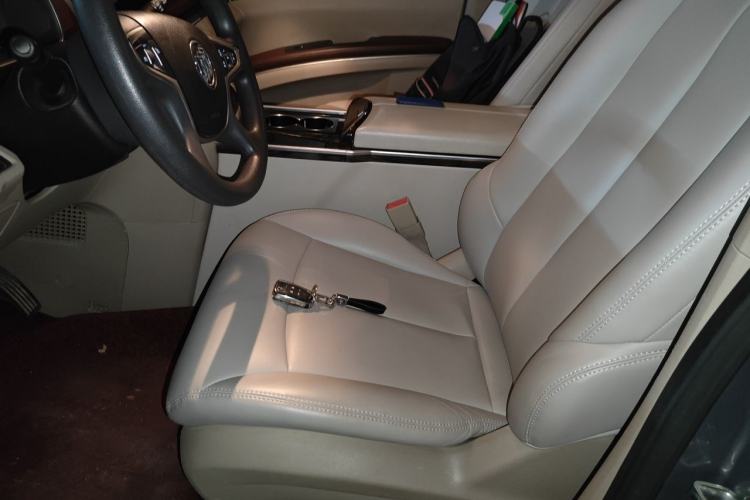 Used Buick GL8 2018 28T Comfort Model China VI Standard Left Front Seat