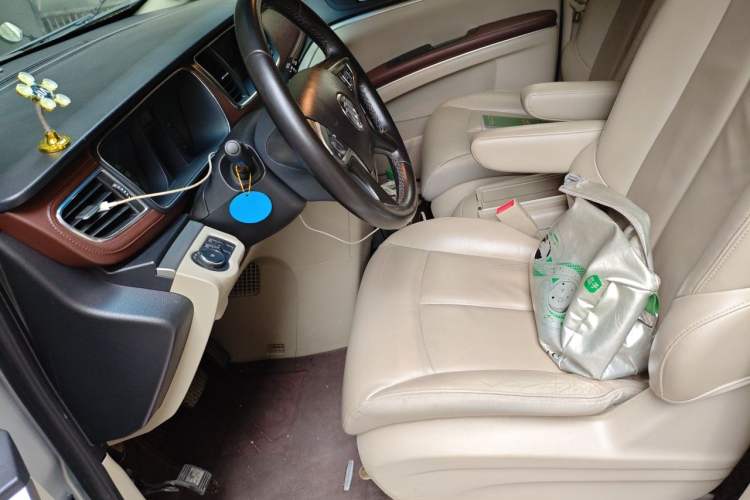 Used Buick GL8 2018 28T Luxury Model China VI Standard Left Front Seat