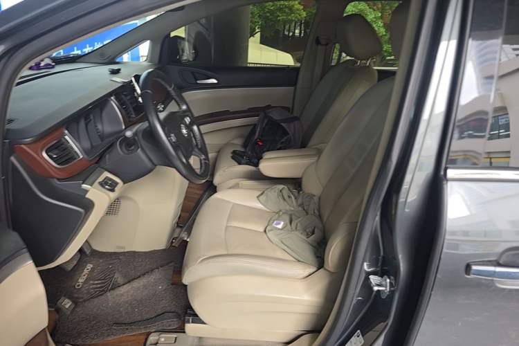 Used Buick GL8 2018 28T Luxury Model China VI Standard Left Front Seat
