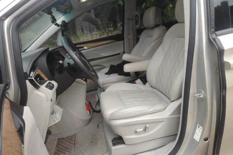 Used Buick GL8 2018 ES 28T Comfort Model China VI Standard Left Front Seat