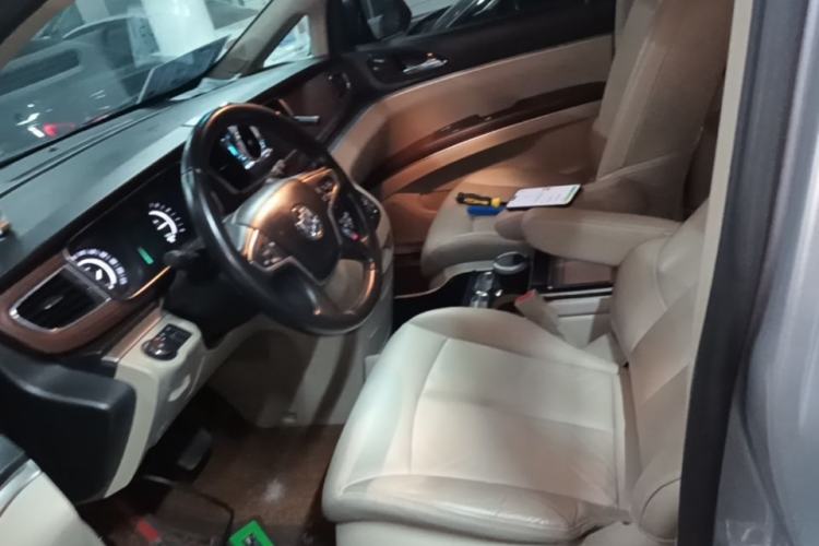 Used Buick GL8 2018 28T Luxury Model China VI Standard Left Front Seat
