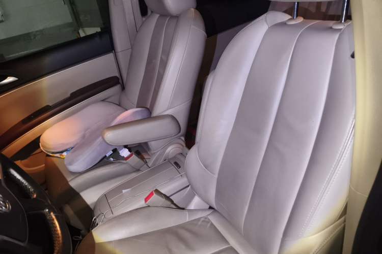 Used Buick GL8 2018 28T Luxury Model China VI Standard Left Front Seat