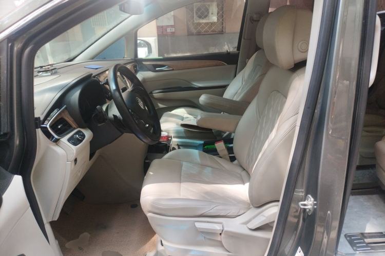 Used Buick GL8 2018 ES 28T Comfort Model China VI Standard Left Front Seat